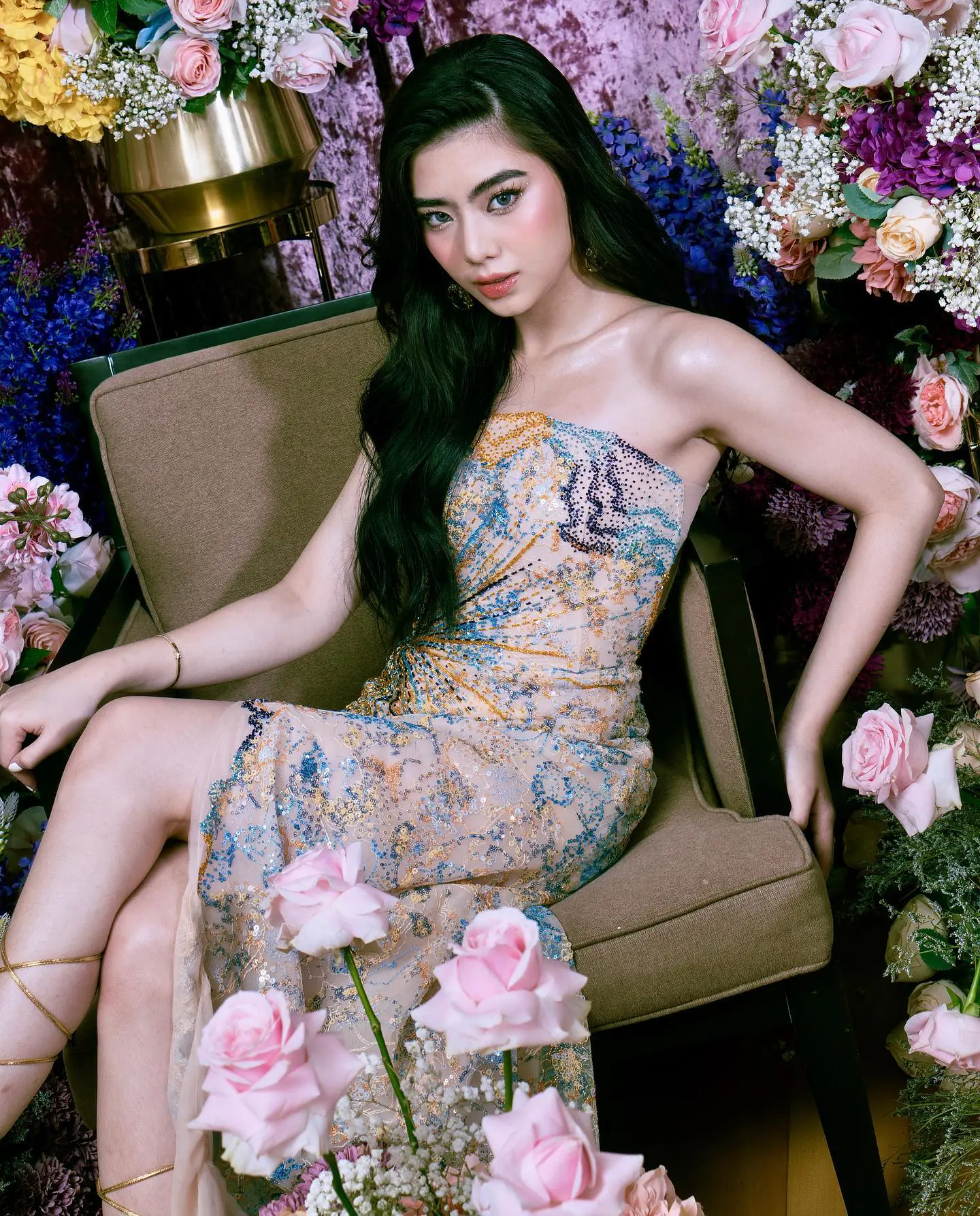 Mikha Lim (Bini Lim) - mikha-lim-bini-lim-sexy-9.webp